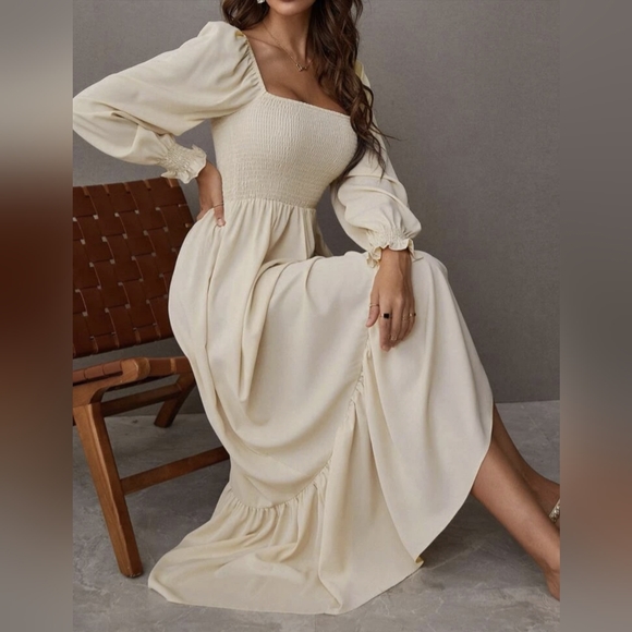 Dresses & Skirts - Shirred square neck ruffle hem peasant prairie dress